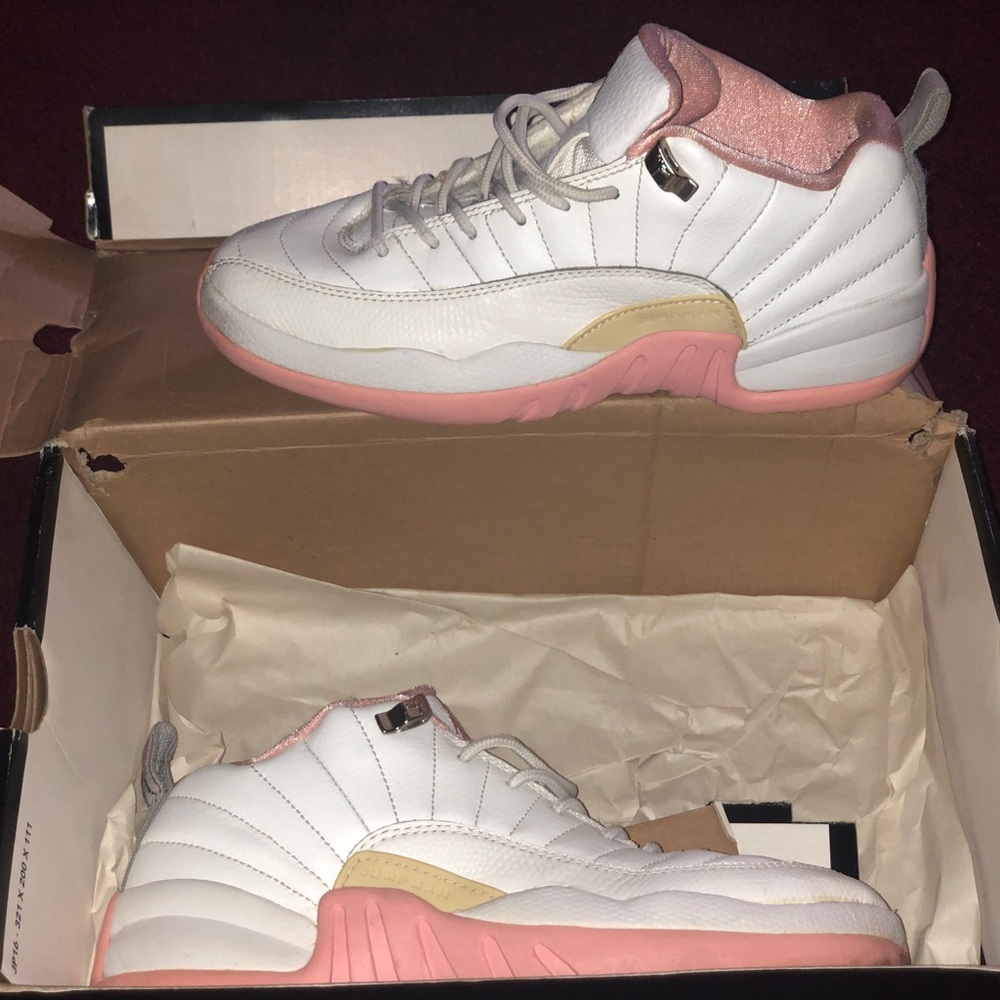 Jordan mint condition 5.5 white pink